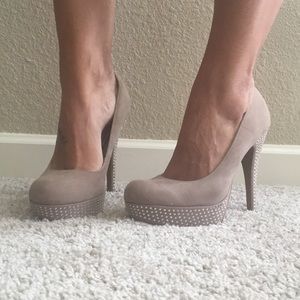 Taupe heels with rhinestones